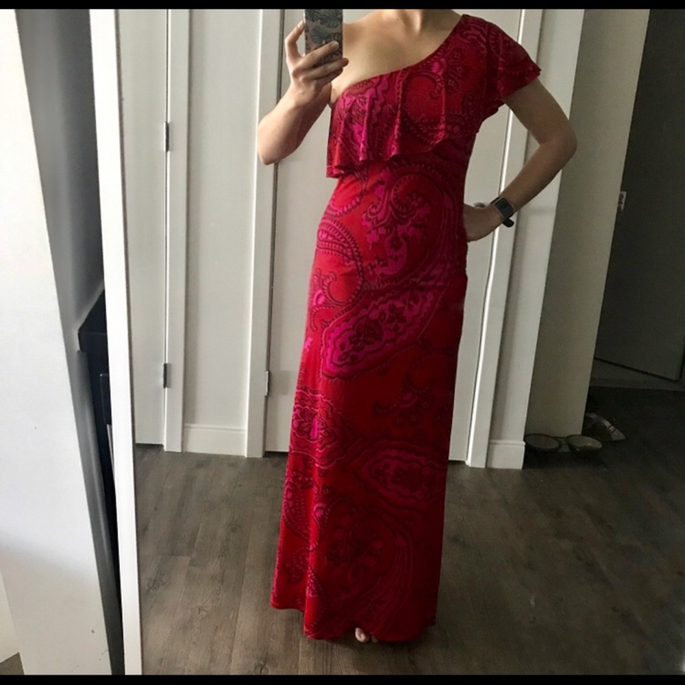 Current season Trendy One shoulder Long Maxi Dress